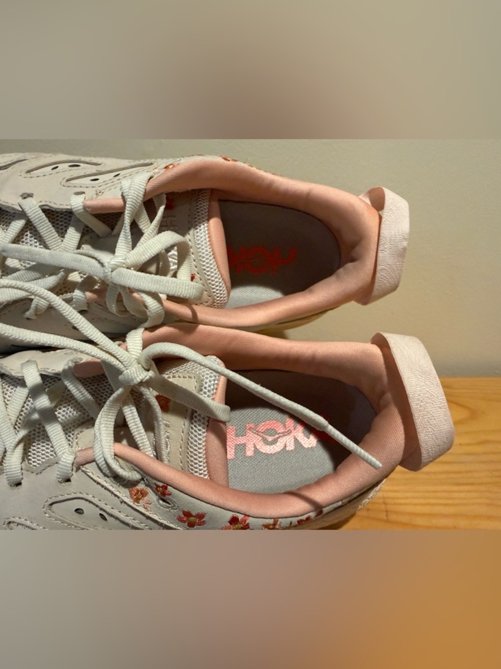 HOKA Vibrant Bloom Clifton - Picture 12 of 15